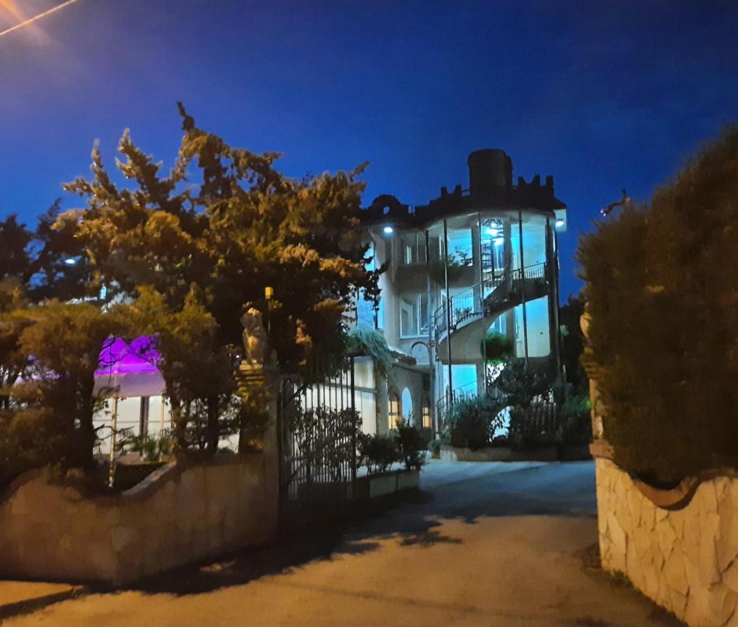 몬텔라 Parco Sogni D'Oro 아파트 호텔 외부 사진