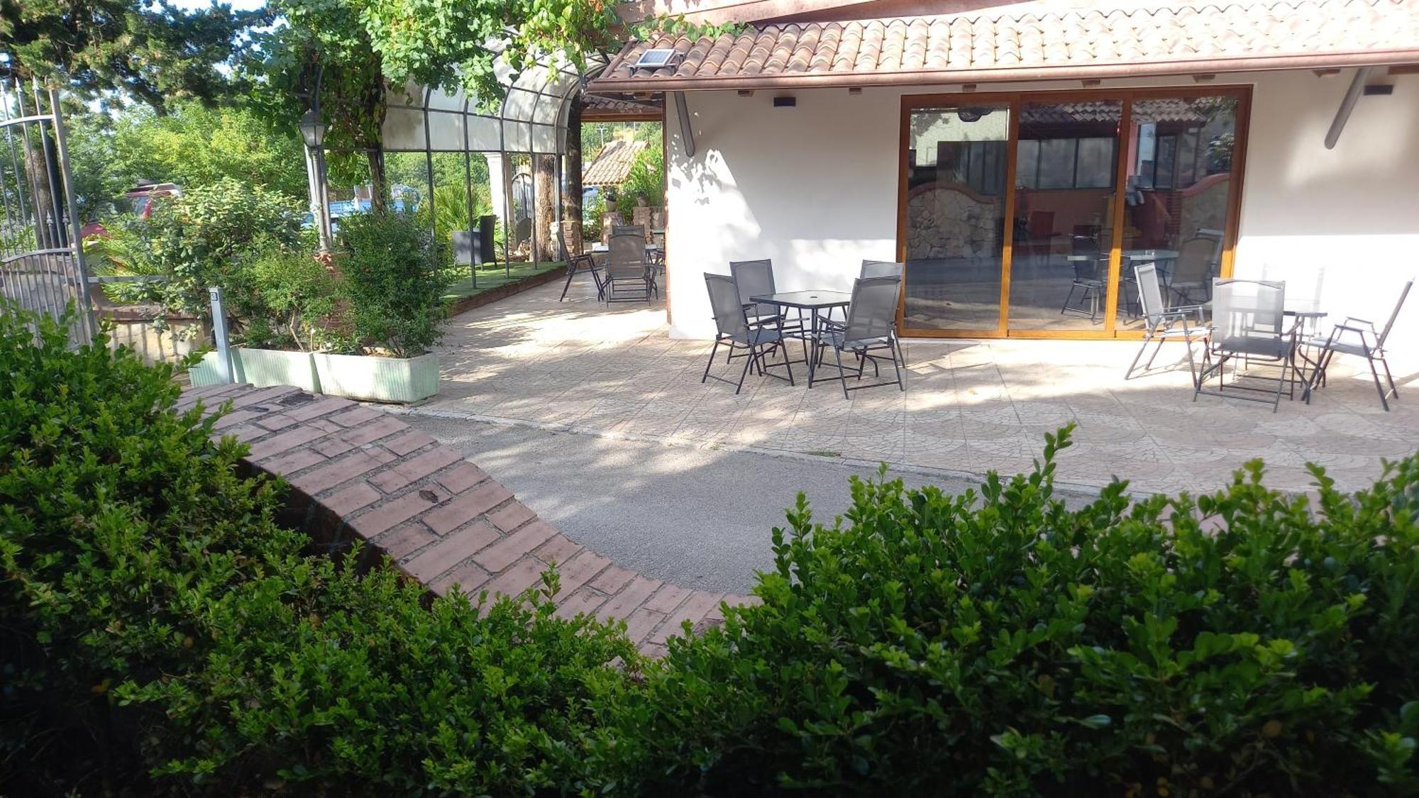 몬텔라 Parco Sogni D'Oro 아파트 호텔 외부 사진