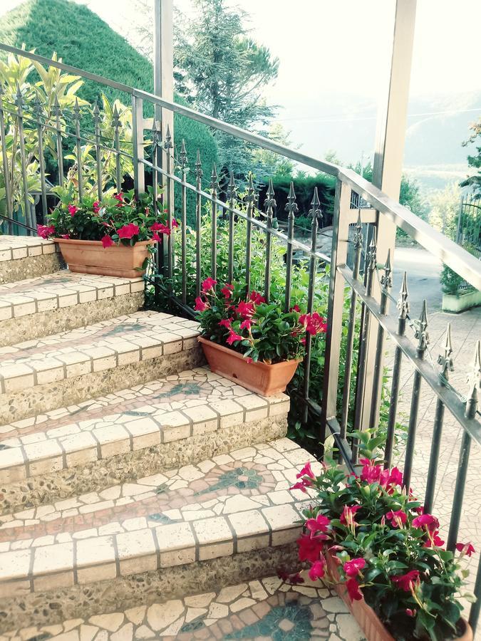 몬텔라 Parco Sogni D'Oro 아파트 호텔 외부 사진